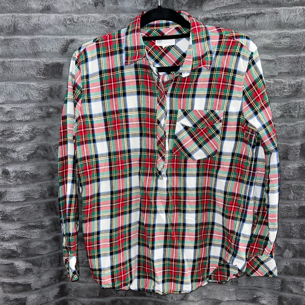 Gap long sleeve shirt
